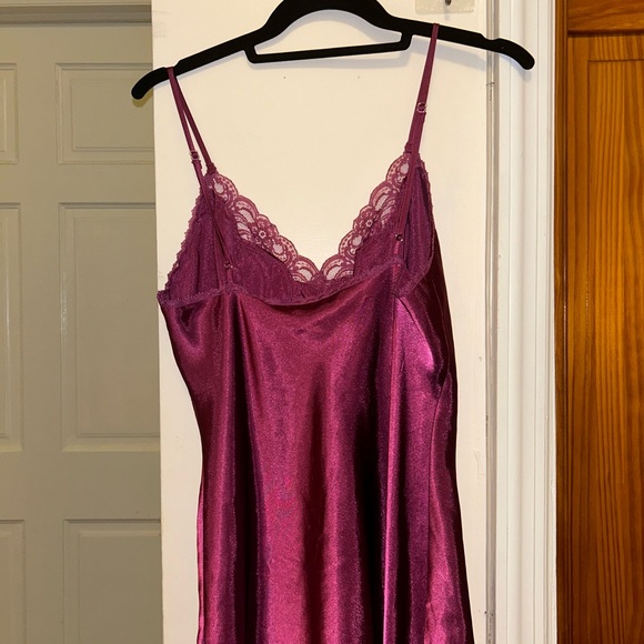 Vintage Magenta Pink Slip - Picture 4 of 4